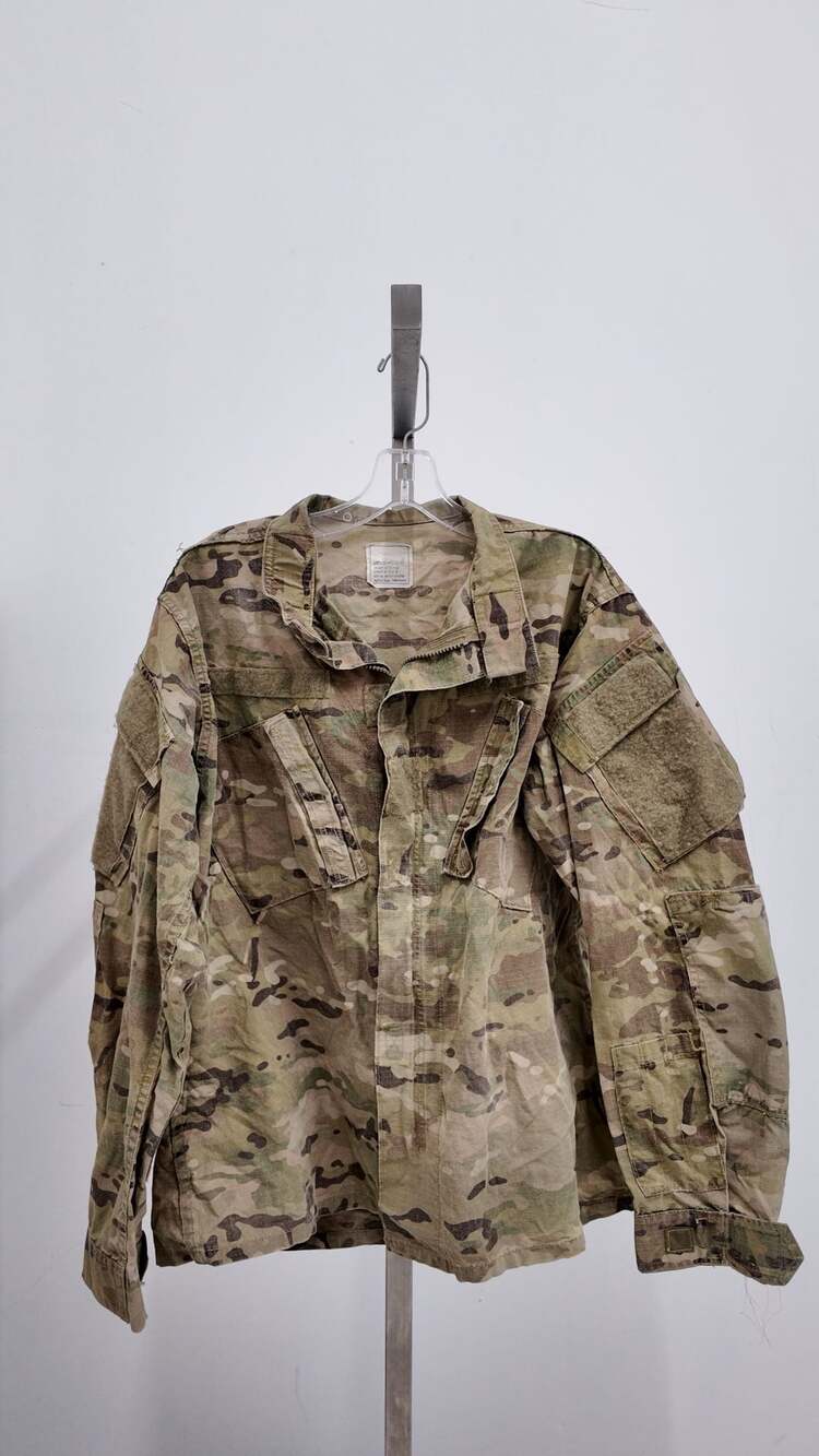 U.S. Military Issue OCP Multicam Army Combat Uniform (ACU) Coat - Medium Regular